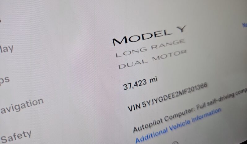 
								Tesla Model Y Long Range full									