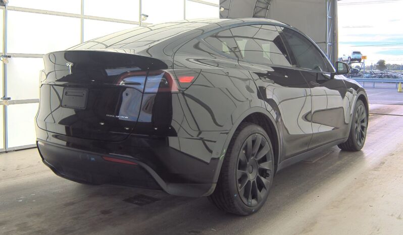 
								Tesla Model Y Long Range full									