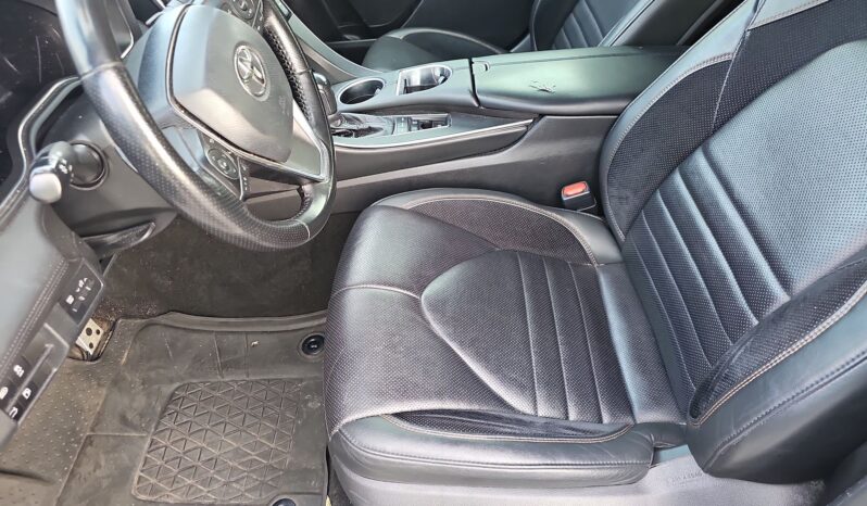 
								Toyota Avalon HYBRID XSE full									