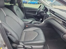
										Toyota Camry Hybrid SE full									