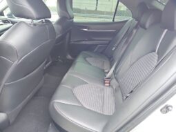 
										Toyota Camry Hybrid SE full									