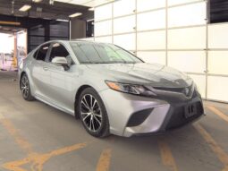 Toyota Camry Hybrid SE