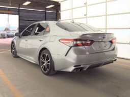 Toyota Camry Hybrid SE
