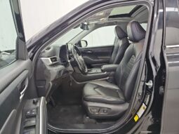 
										Toyota Highlander Hybrid XLE full									