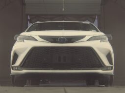 Toyota Sienna XSE