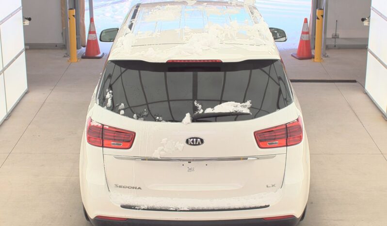 
								Kia Sedona LX full									