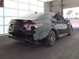 Toyota Camry Hybrid XLE
