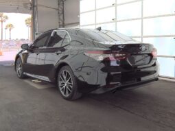 Toyota Camry Hybrid XLE