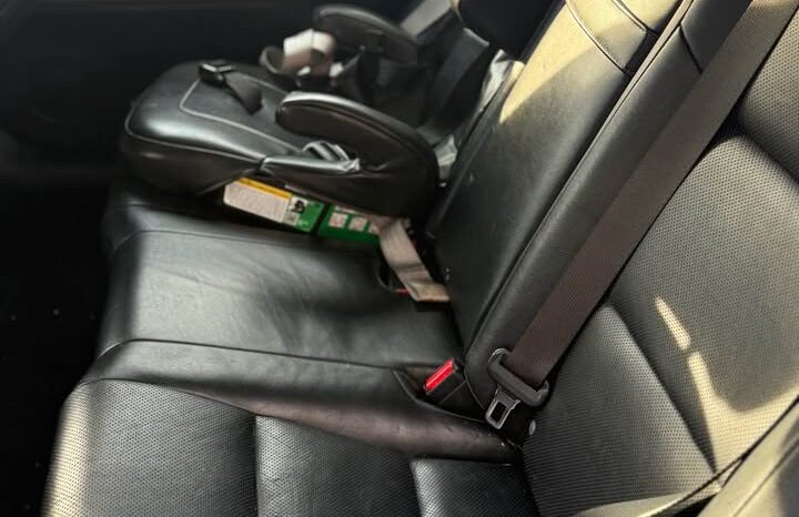 
								Lexus ES 300 H full									