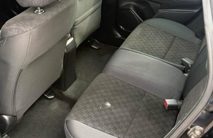 
								Honda Fit full									