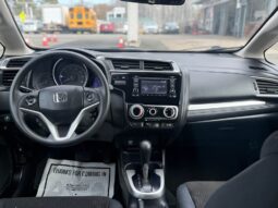 
										Honda Fit full									