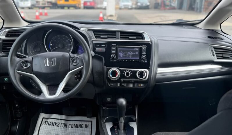
								Honda Fit full									