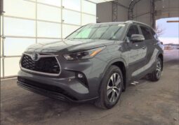 TOYOTA HIGHLANDER HYBRID XLE
