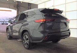 TOYOTA HIGHLANDER HYBRID XLE