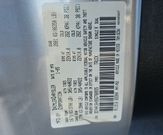 
								DODGE RAM 1500 SRT full									