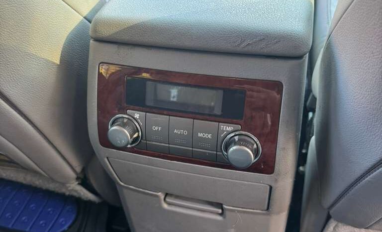 
								Toyota Highlander Hybrid Limited full									