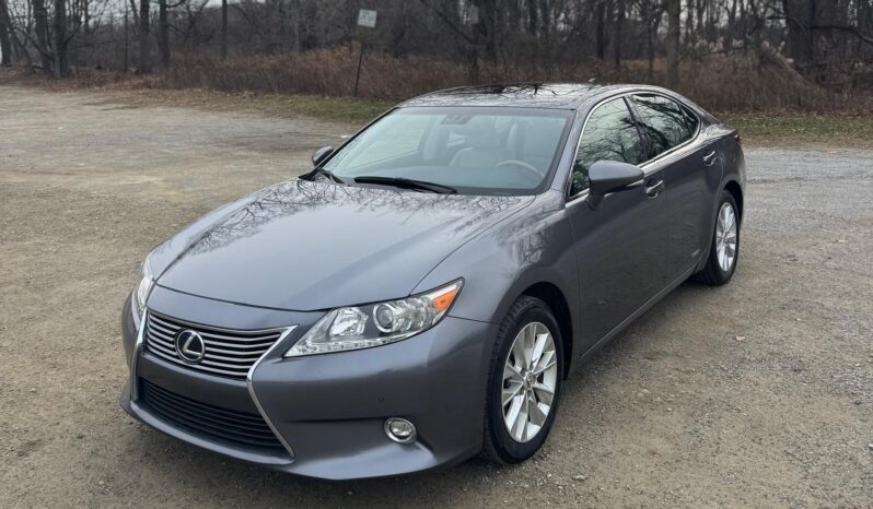 
								LEXUS ES300H LUXURY full									
