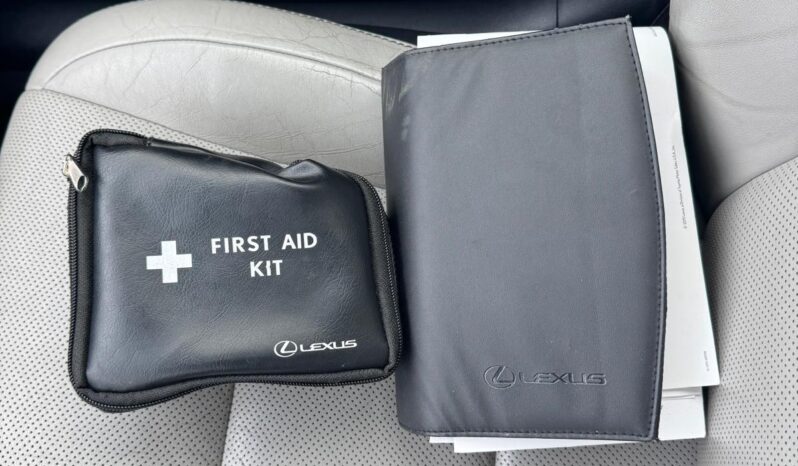 
								LEXUS ES300H LUXURY full									