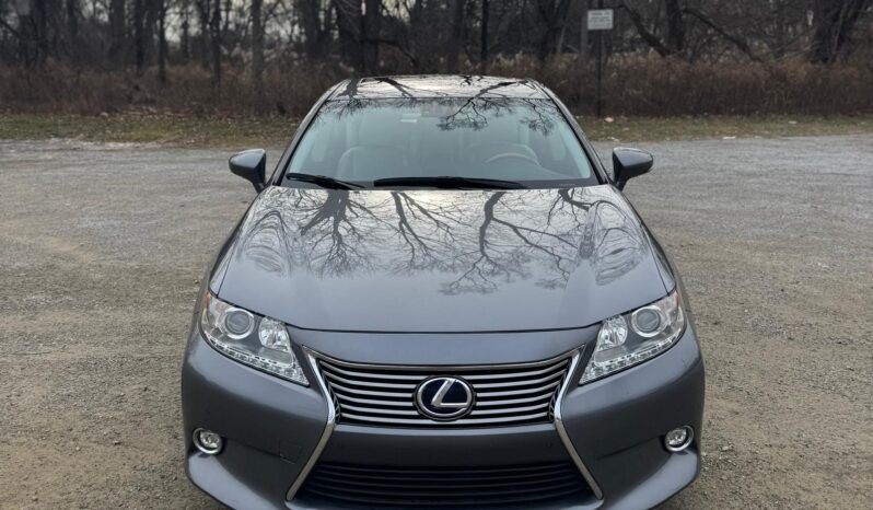 
								LEXUS ES300H LUXURY full									