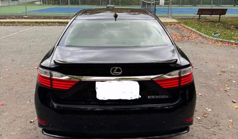 
								LEXUS ES300H LUXURY full									